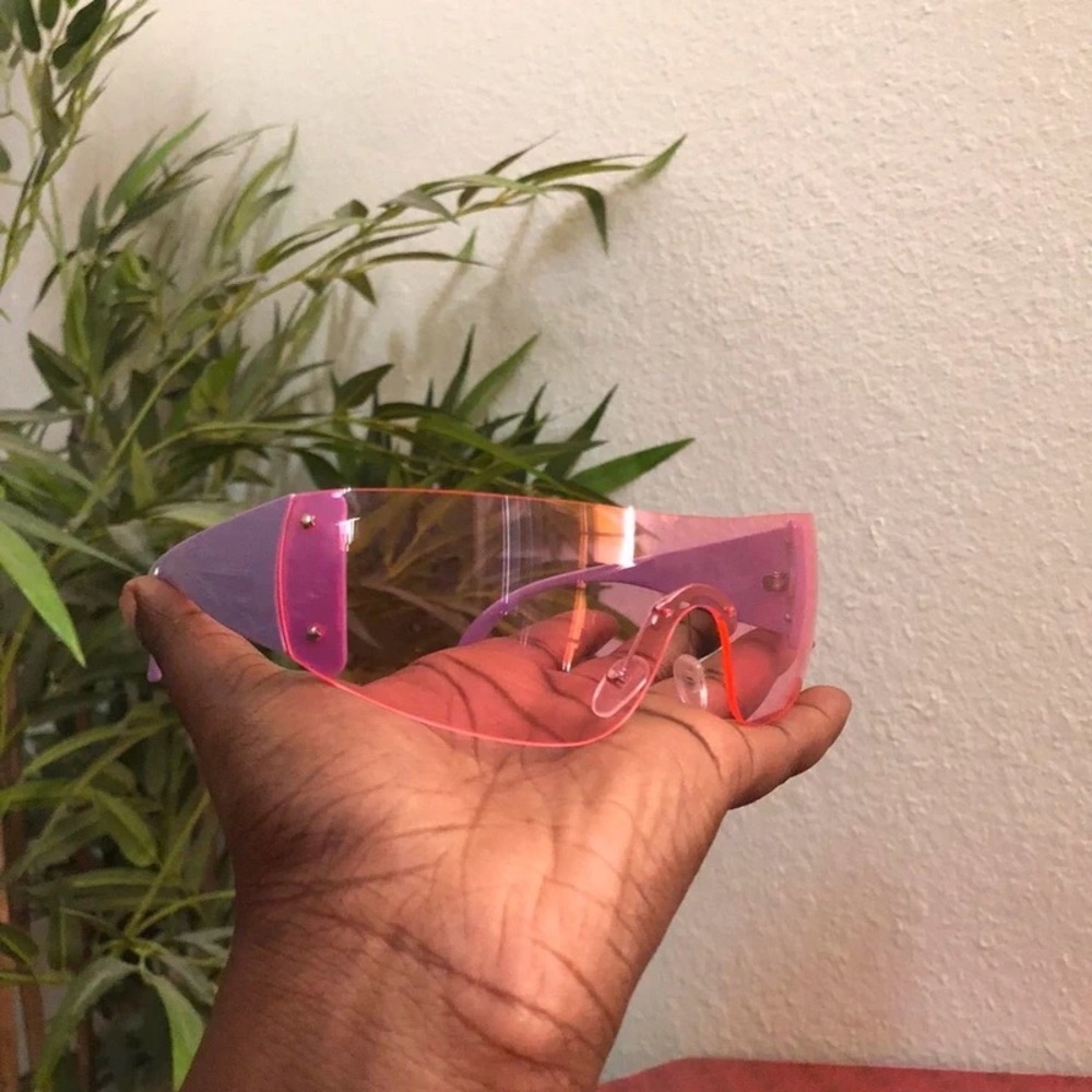 Stylish Pink Sunglasses